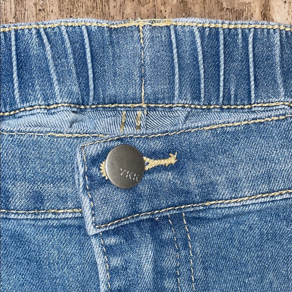 Women Blue Jeans - Picture 2 of 7